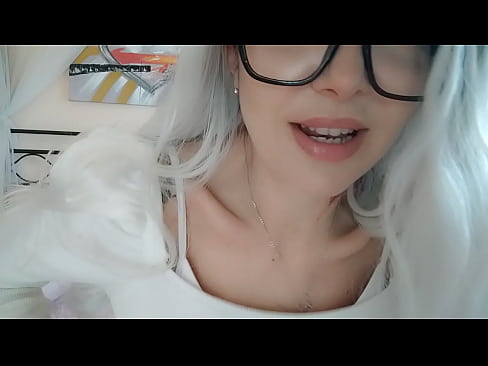 ❤️ ربيب ، لا تخجل! الانتصاب طبيعي. زوجة الأب تتعلم السيطرة على نفسها يمارس الجنس مع الفيديو